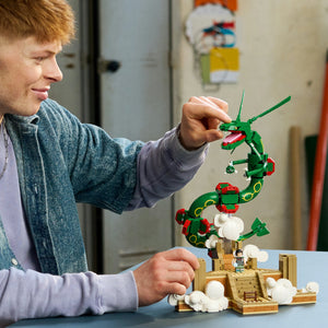 LEGO Pokémon Rayquaza kiállítható modell 38 cm magas